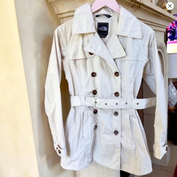 The North Face Jackets & Blazers - NWOT - The North Face Belted HyVent Trench